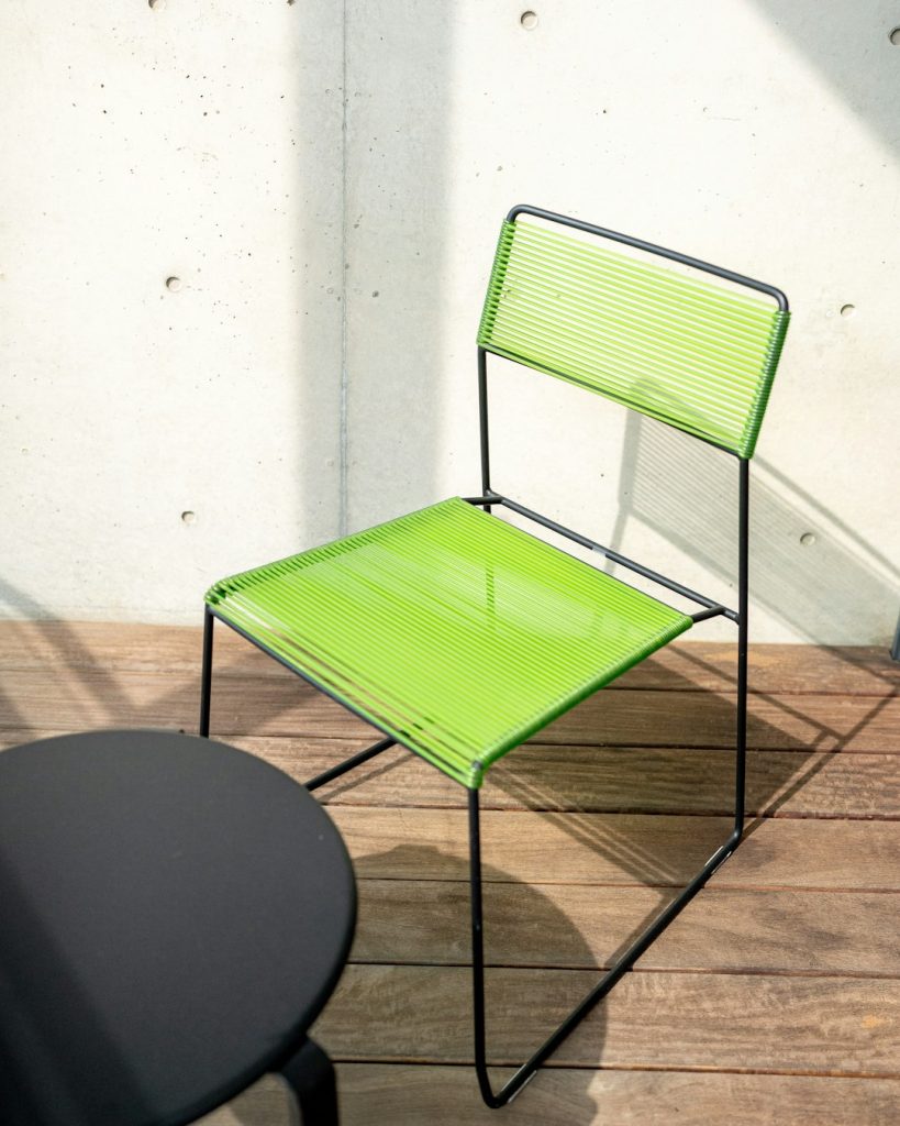 Minimalist Executive Wooden Royal Chair