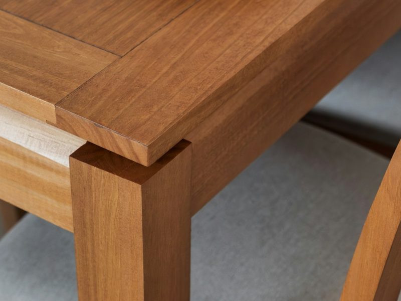 Modern Minimalist Wooden Modern Study Table