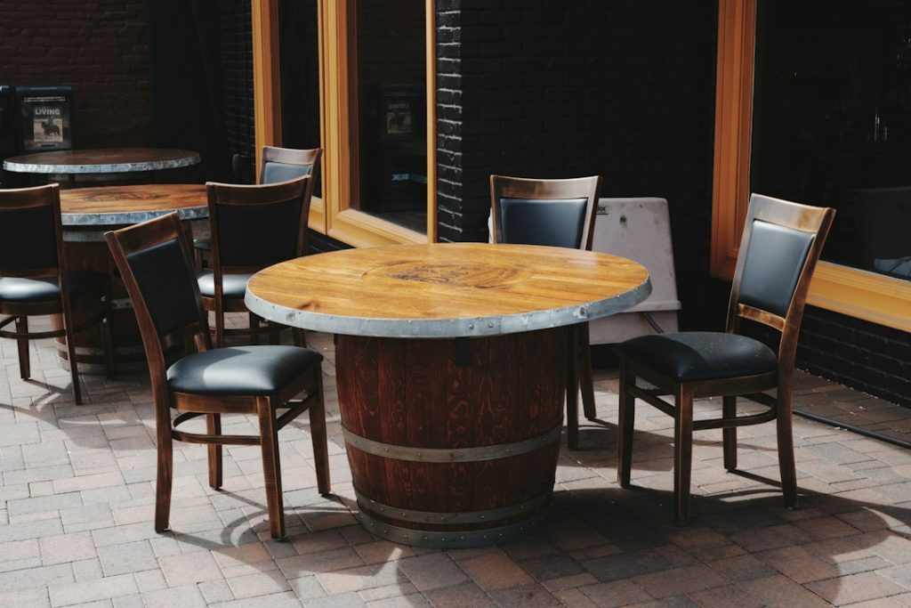Modern Ergonomic Wooden Luxury Chair - view 2