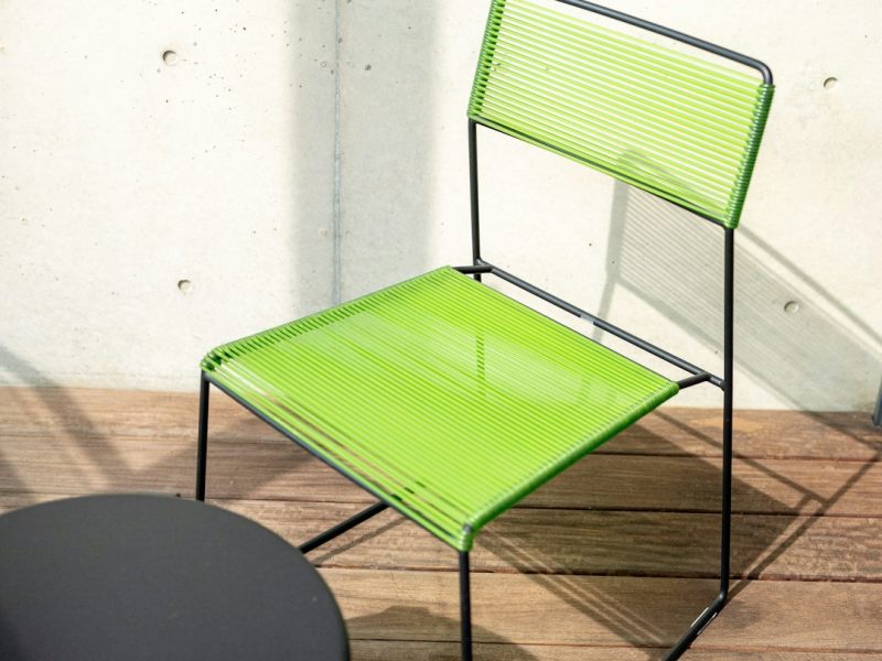 Minimalist Executive Wooden Royal Chair