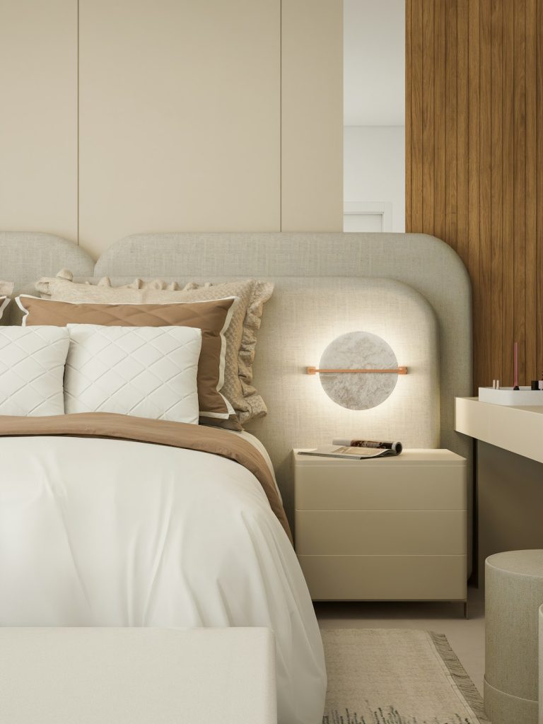 Luxury King Size Solid Sheesham Modern Bed - view 3