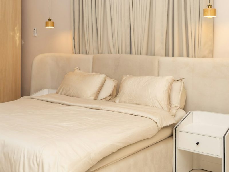 Luxury King Size Solid Sheesham Modern Bed